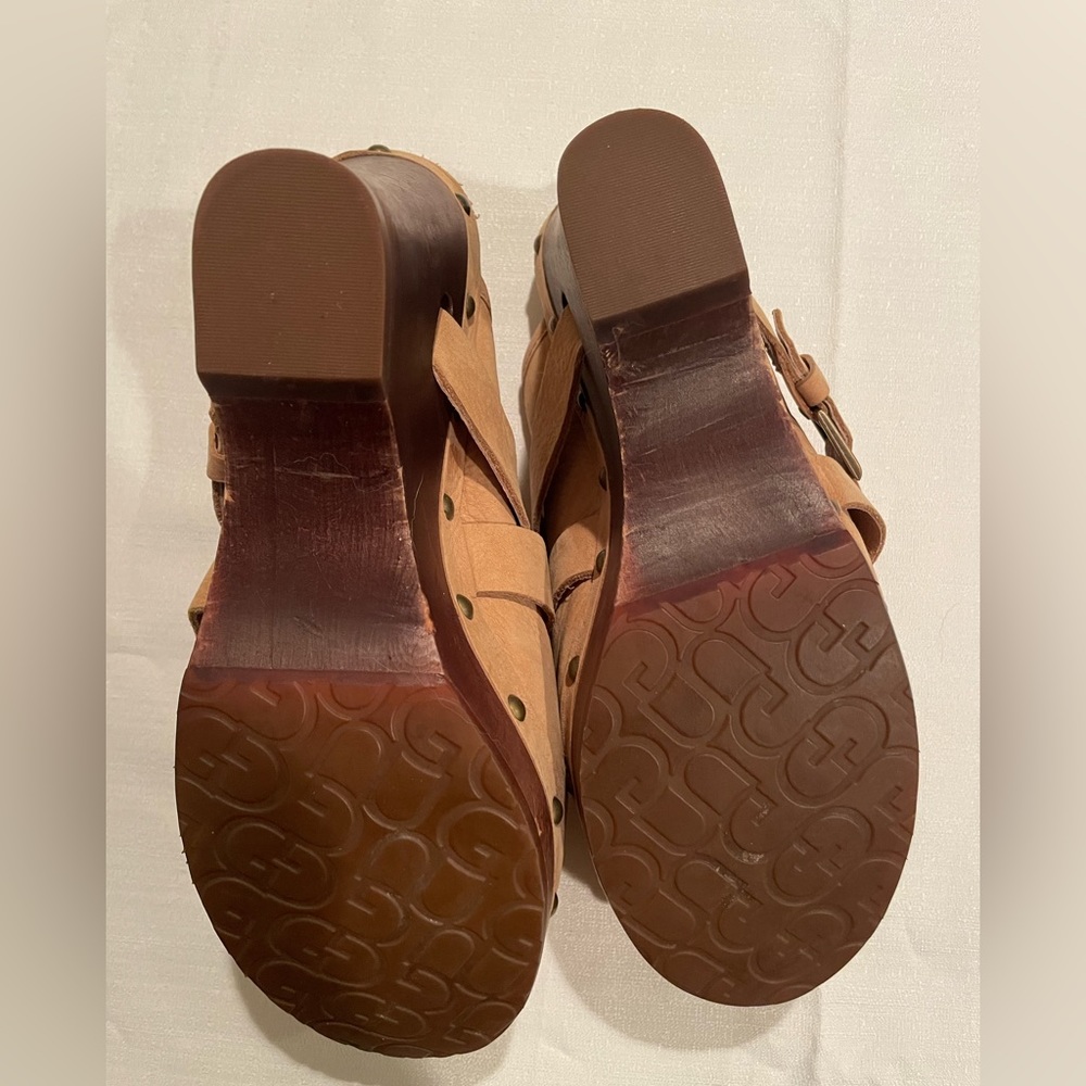 UGG Tan Suede Clog Mule with Studded Wooden Platform - Picture 7 of 8
